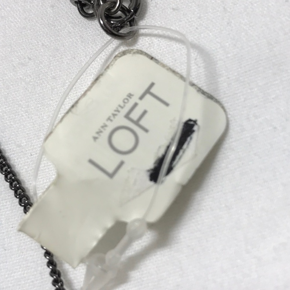 Loft pendant necklace/ blue and opalescent NWT - Picture 7 of 9